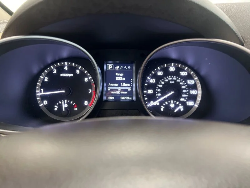 Used 2017 White Hyundai 2.4 Base image 22