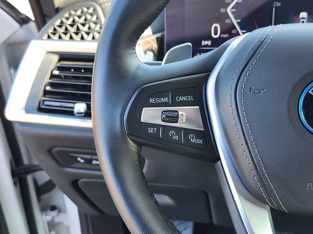 Used 2024 White BMW xDrive50e image 31