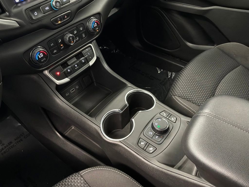 Used 2022 Marine Metallic GMC SLE image 21