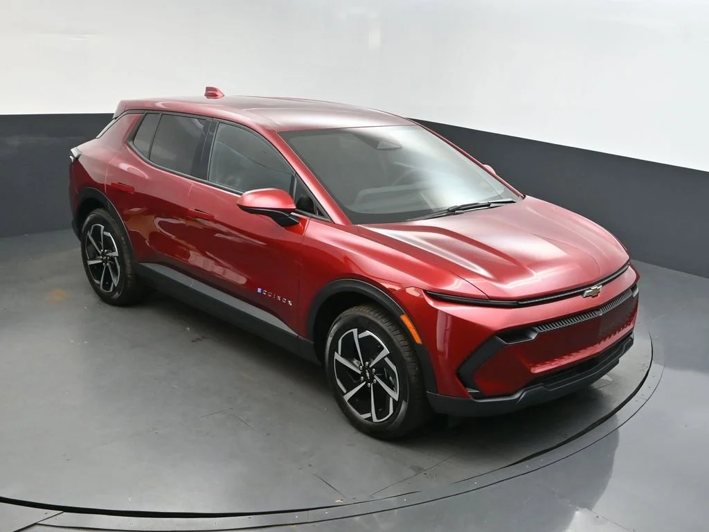 2026 Chevrolet Equinox EV 1LT eAWD's photo