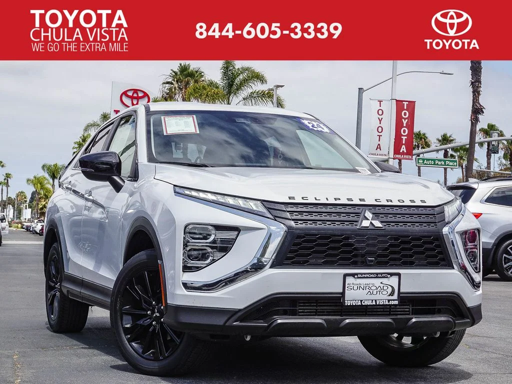 2024 Mitsubishi Eclipse Cross LE S-AWC's photo