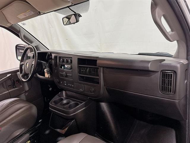 2020 Chevrolet Express Cargo Work Van - Photo 54