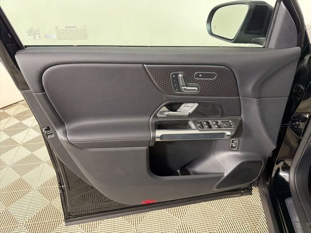 New 2026 Night Black Mercedes-Benz GLB 250 image 12