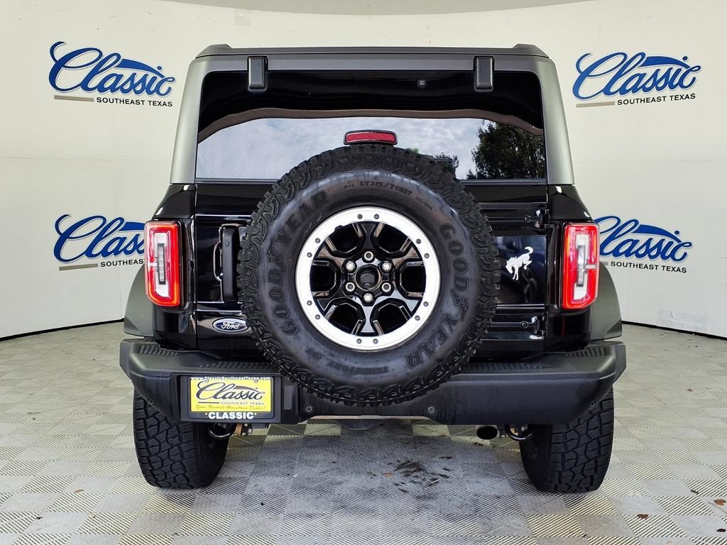 Used 2023 Shadow Black Ford Base image 4