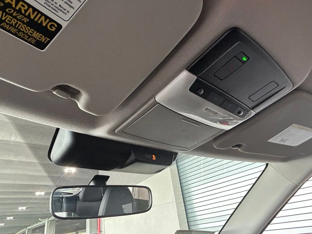 Used 2024 Diamond Mitsubishi SE Black Edition image 28