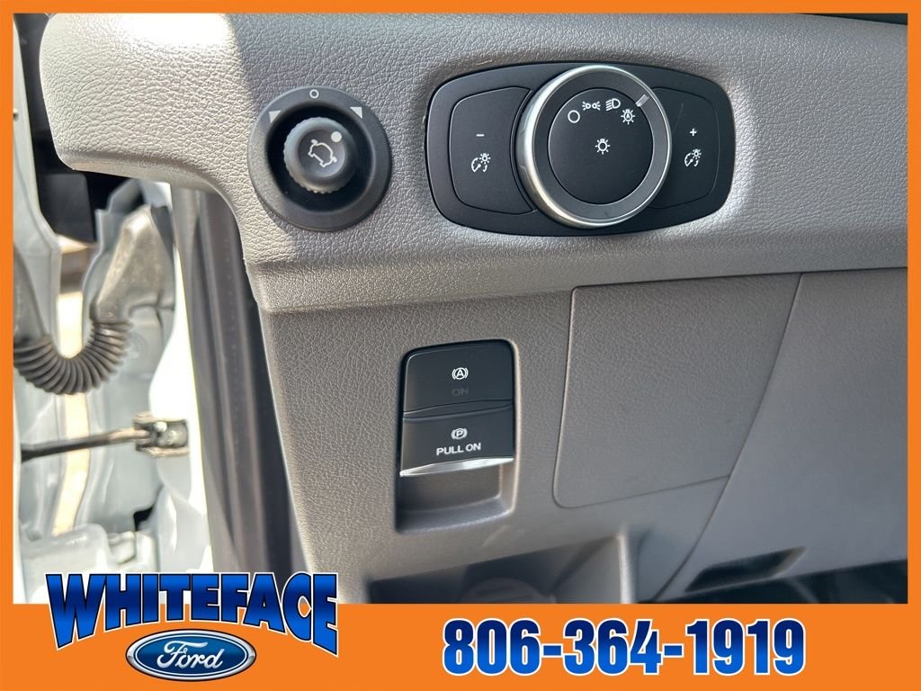 2025 Ford Transit Passenger Van XL - Photo 18