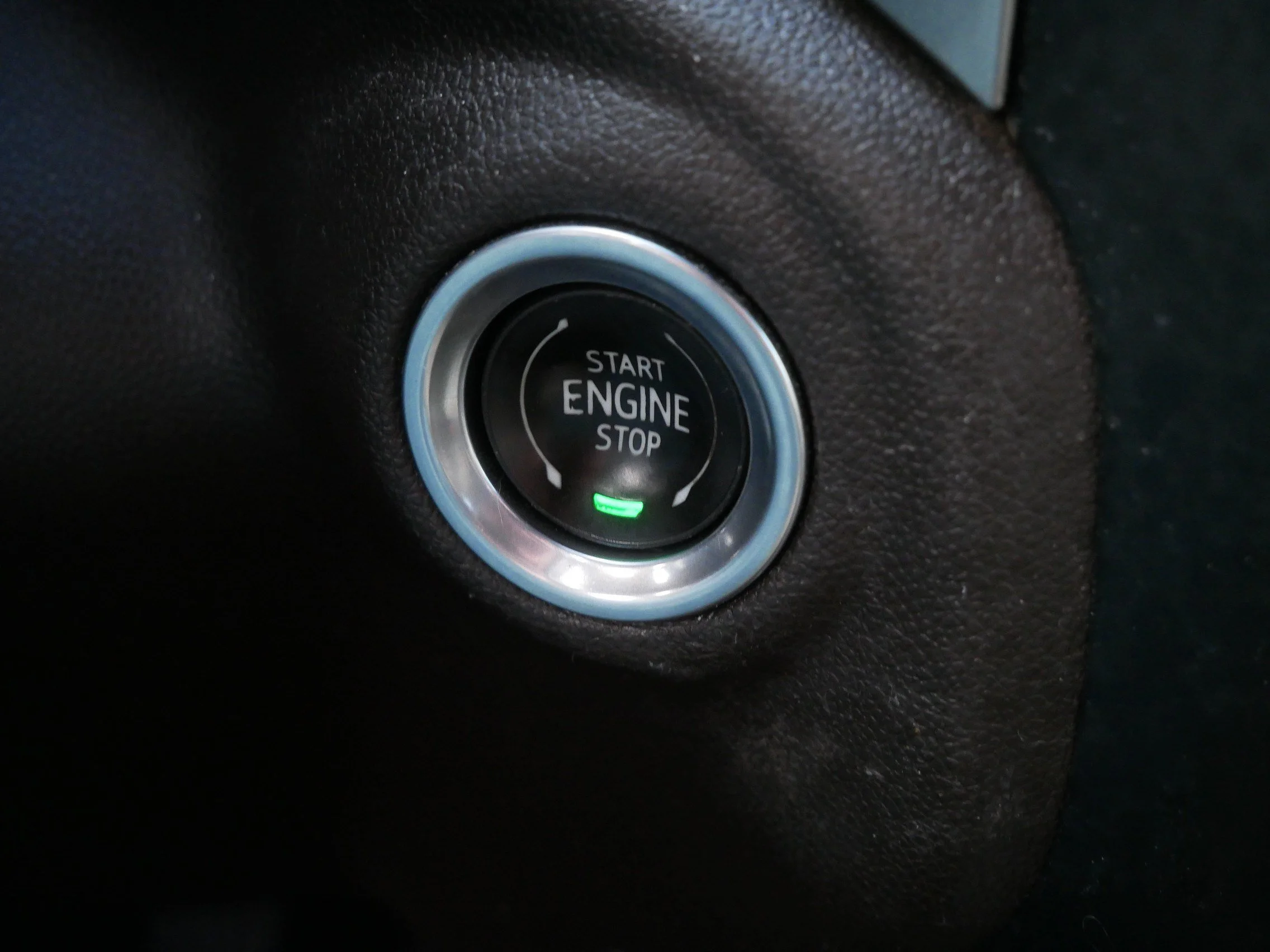 Used 2020 Summit White Chevrolet LT image 32