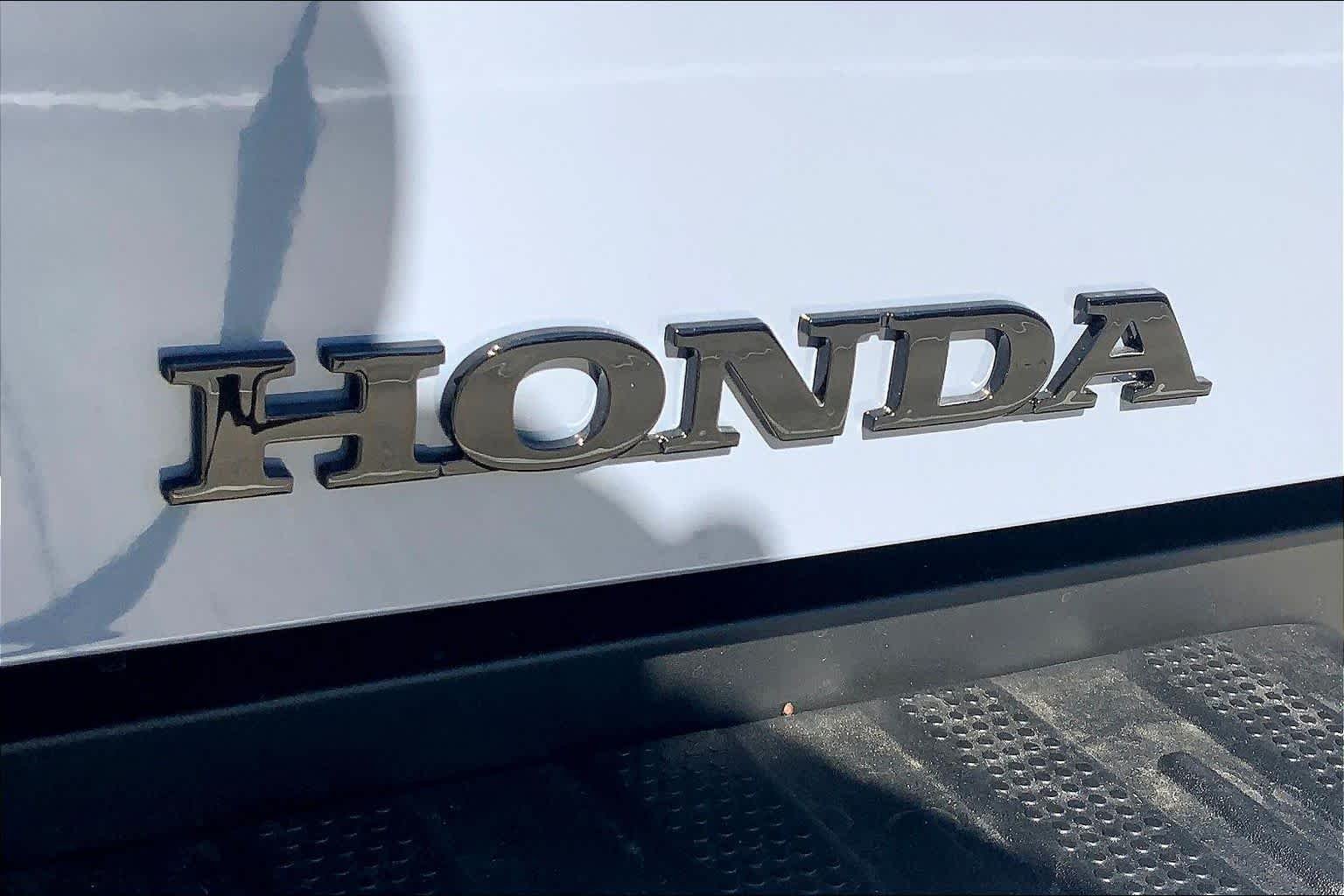 New 2026 Sonic Gray Pearl Honda Black Edition image 15