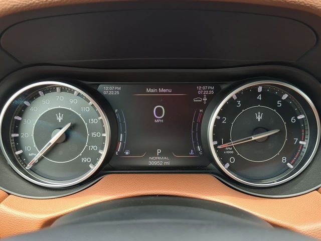 Used 2022 Nero Ribelle Metallic Maserati GT image 17