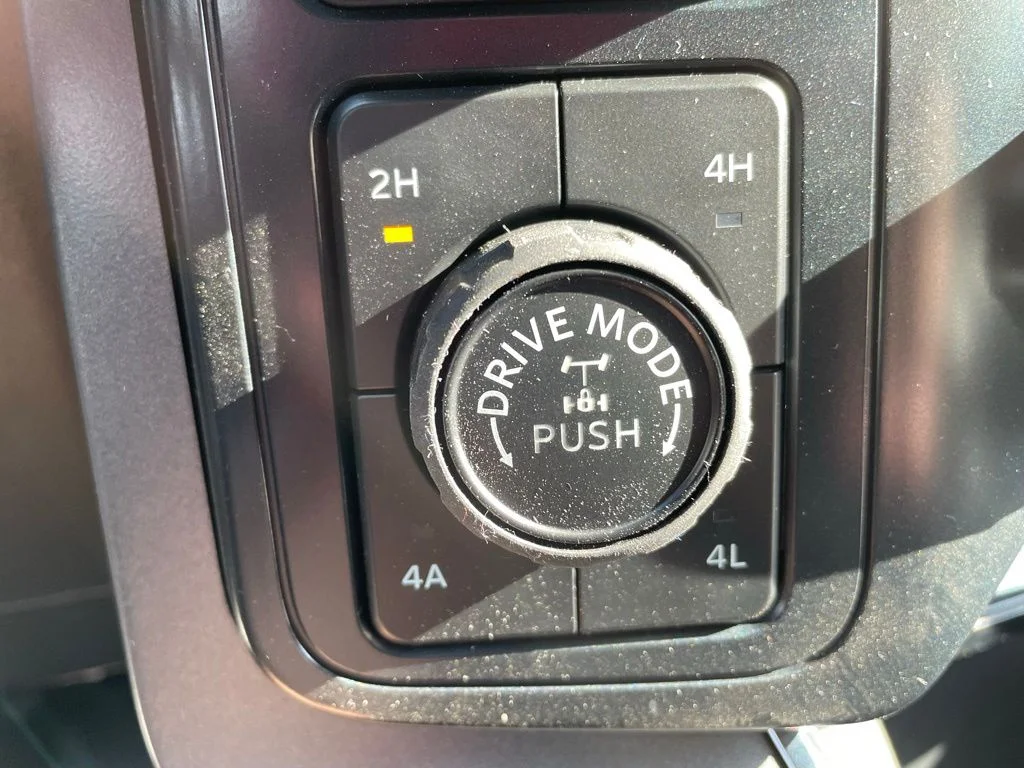 New 2026 STAR WHITE Ford Lariat image 14