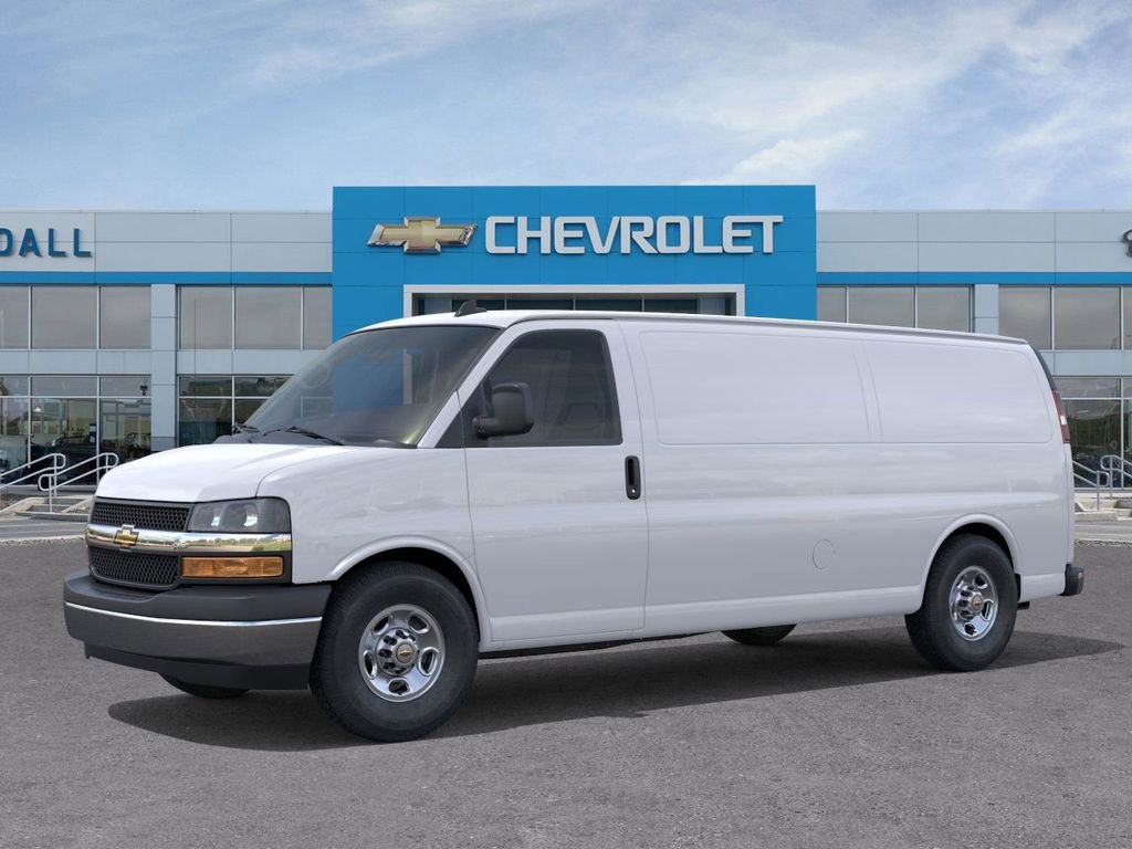 New 2025 Summit White Chevrolet WT image 2