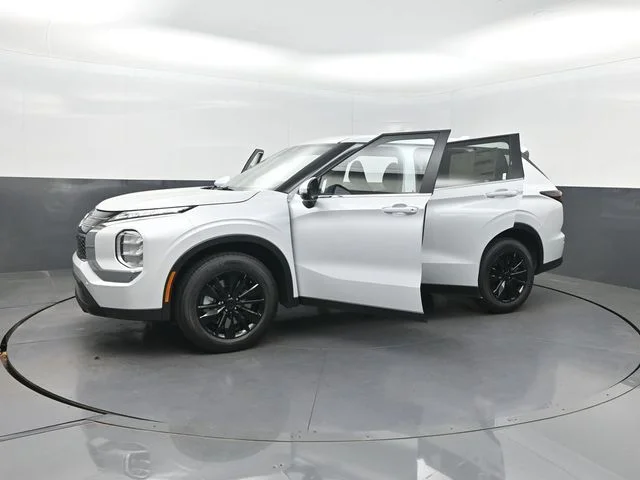 New 2026 White Mitsubishi ES 1.5T 2WD image 30