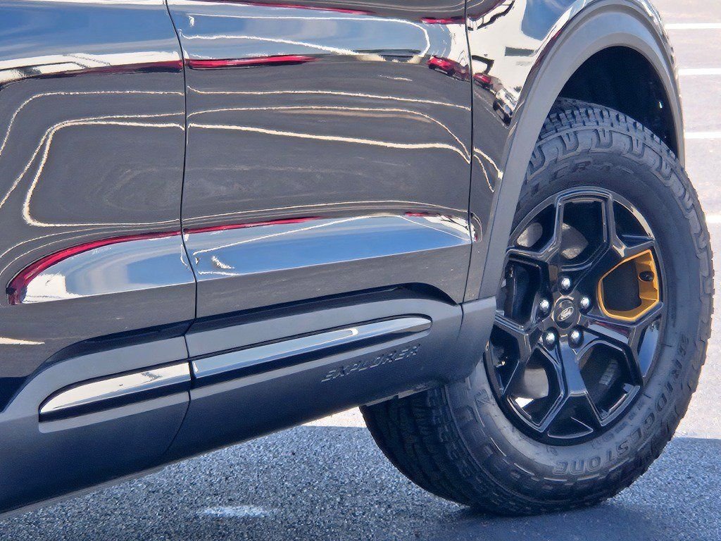 2026 Ford Explorer Tremor - Photo 15