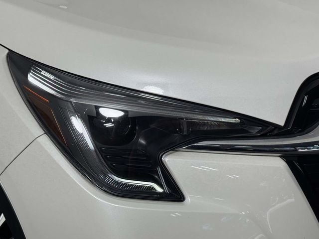 Used 2023 Crystal White Pearl Subaru Limited image 21
