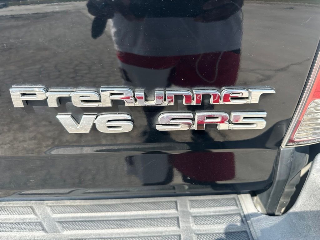 Used 2015 Black Toyota PreRunner image 8