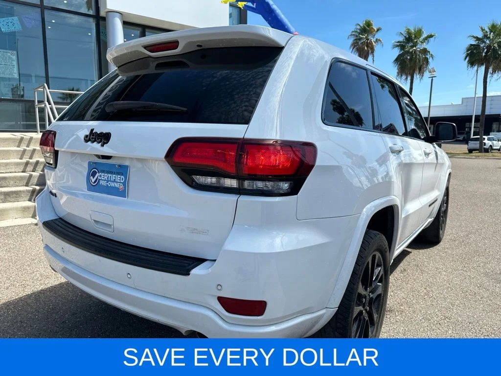Used 2019 White Jeep Altitude image 4