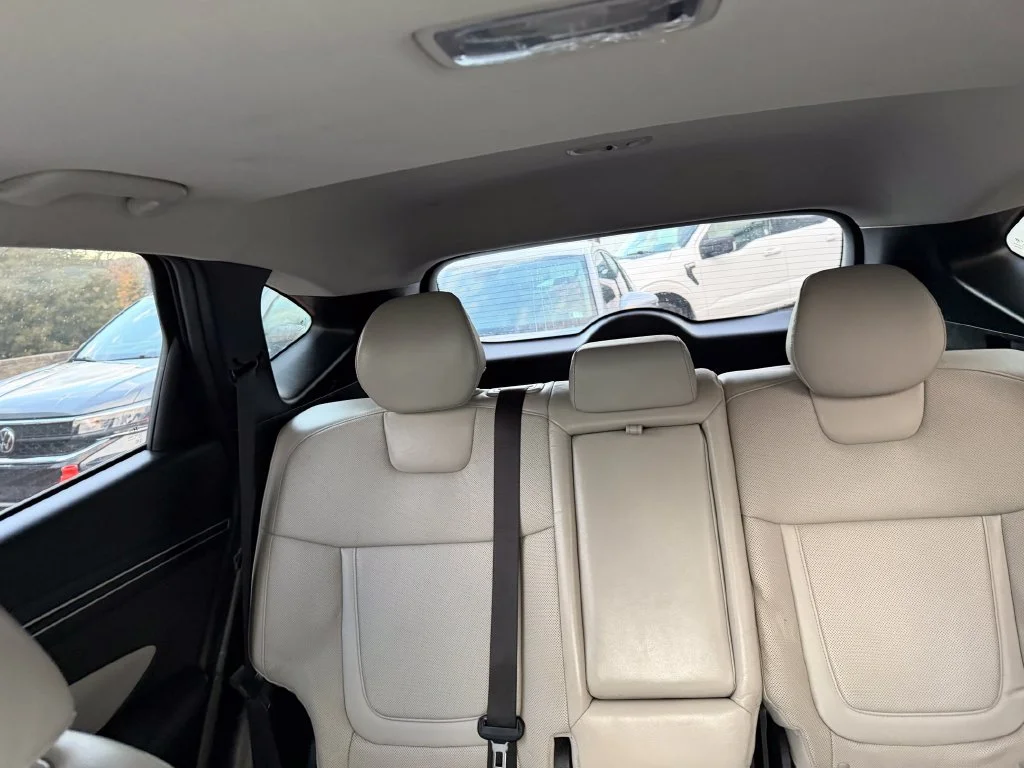 Used 2022 Black Hyundai SEL image 18