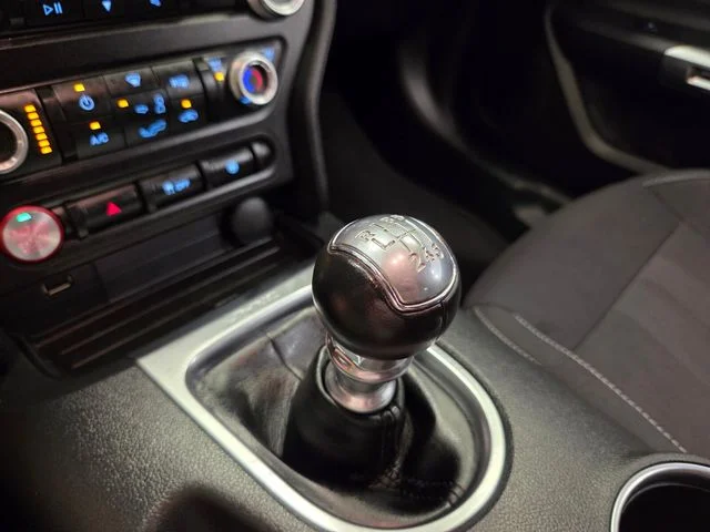Used 2022 Black Ford GT image 22