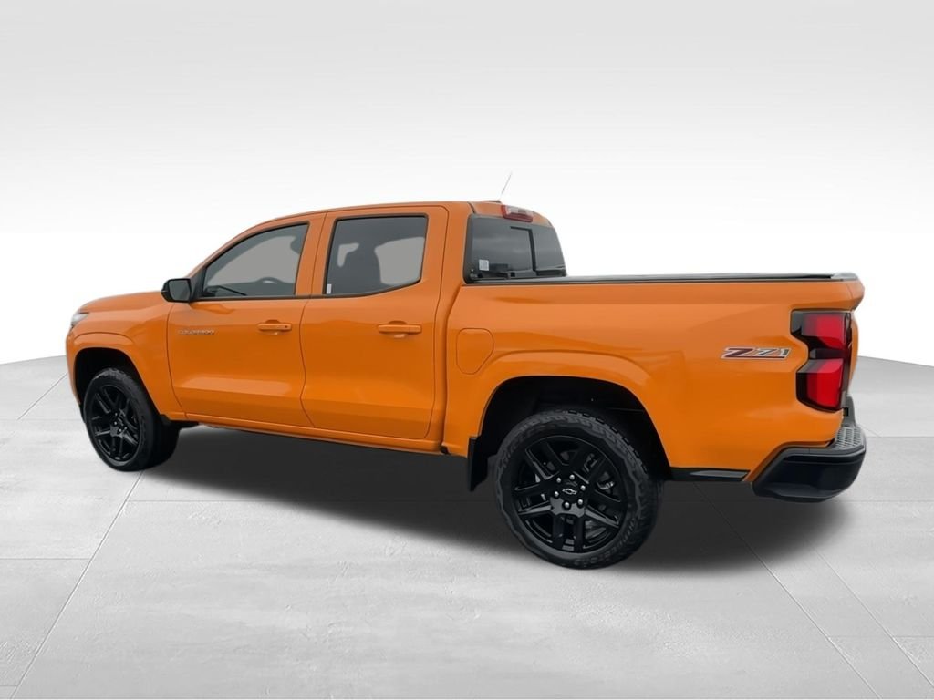Used 2025 Orange Chevrolet Z71 image 7