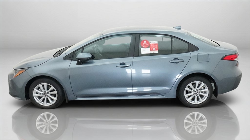 New 2027 Celestite Toyota LE image 32