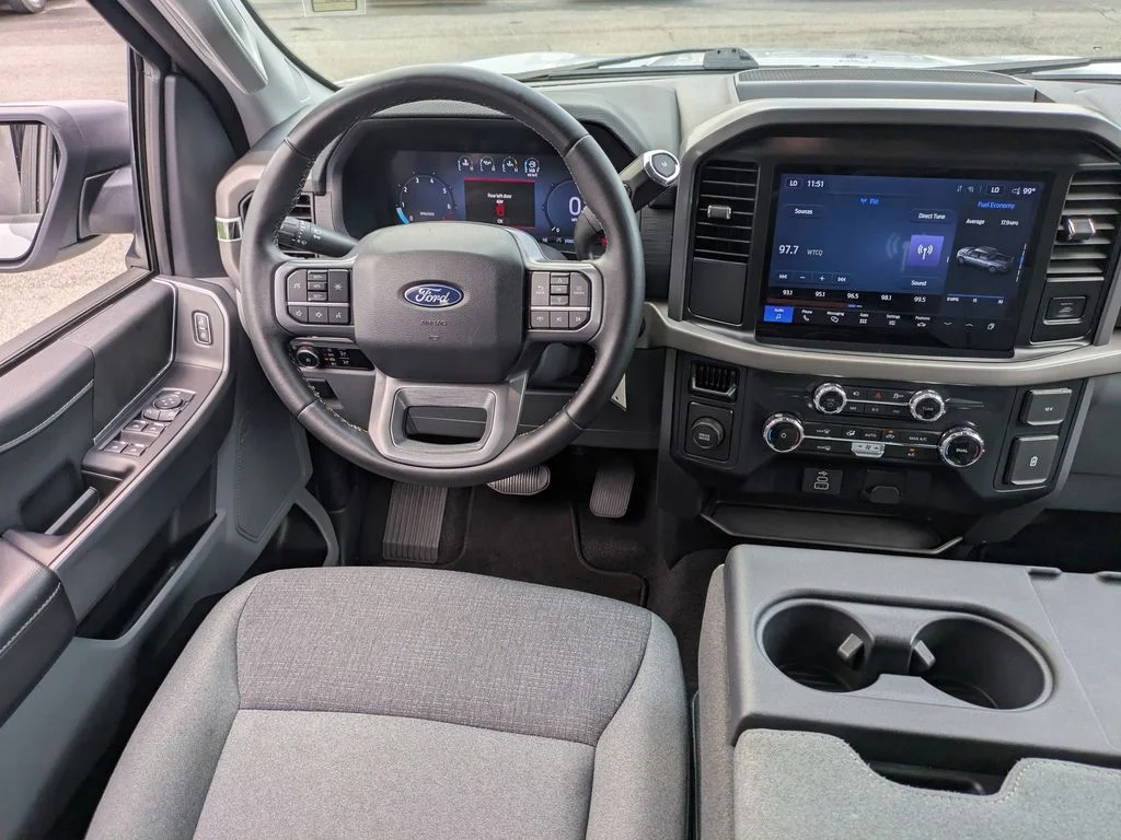 Used 2025 White Ford XLT image 16