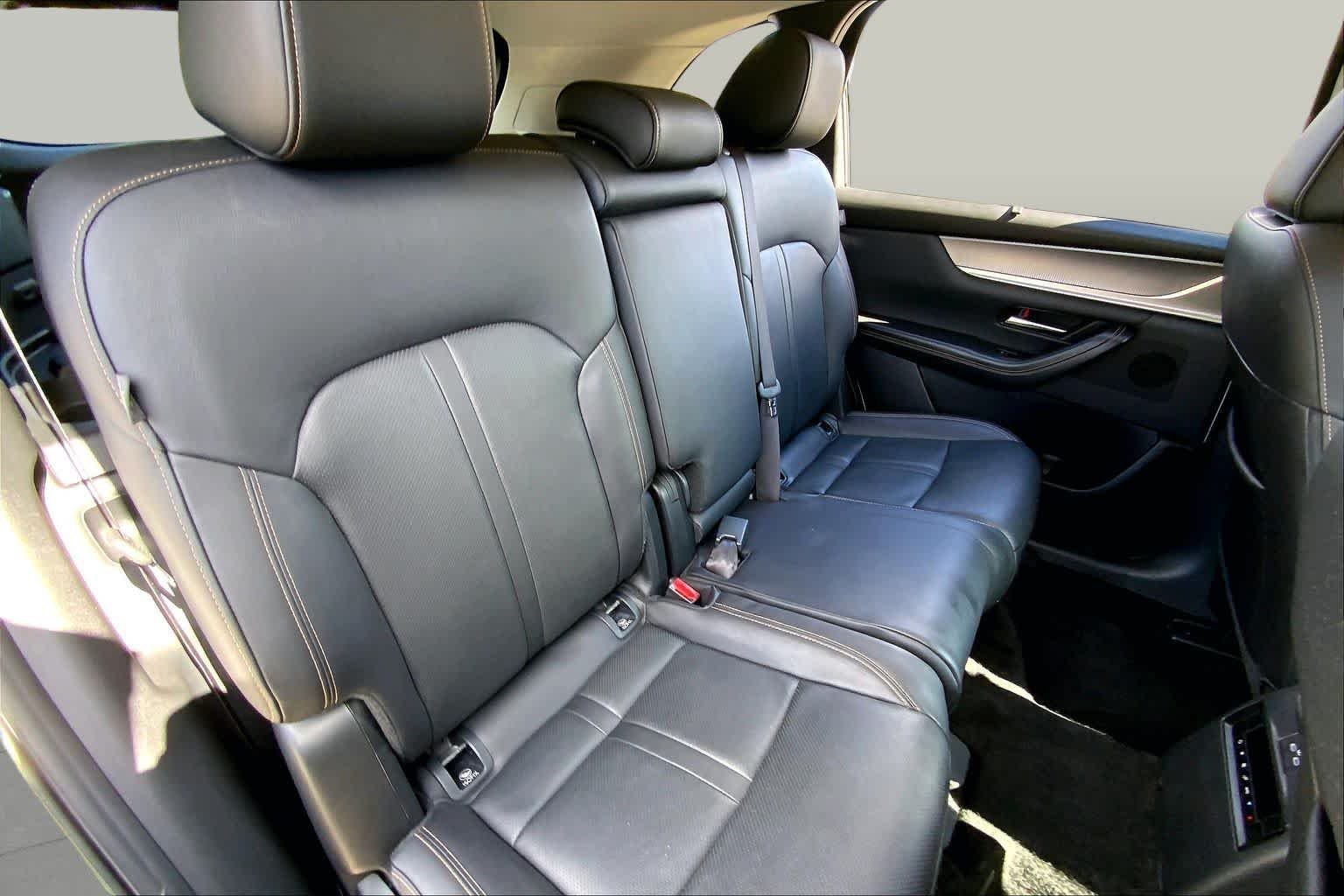 Used 2025 Rhodium White Premium Mazda 3.3 Turbo Preferred Package image 20
