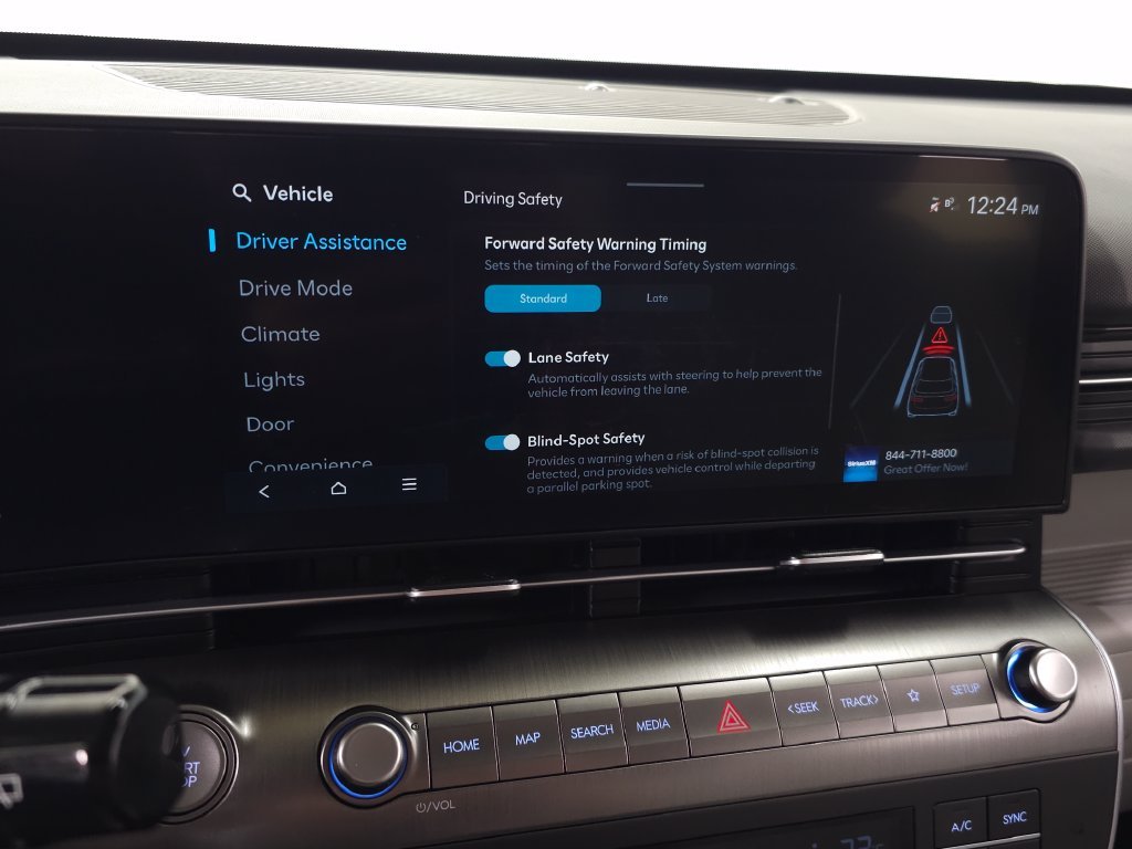 2024 Hyundai Kona EV SEL - Photo 23