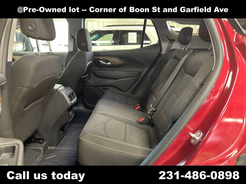 Used 2020 Red GMC SLE image 27