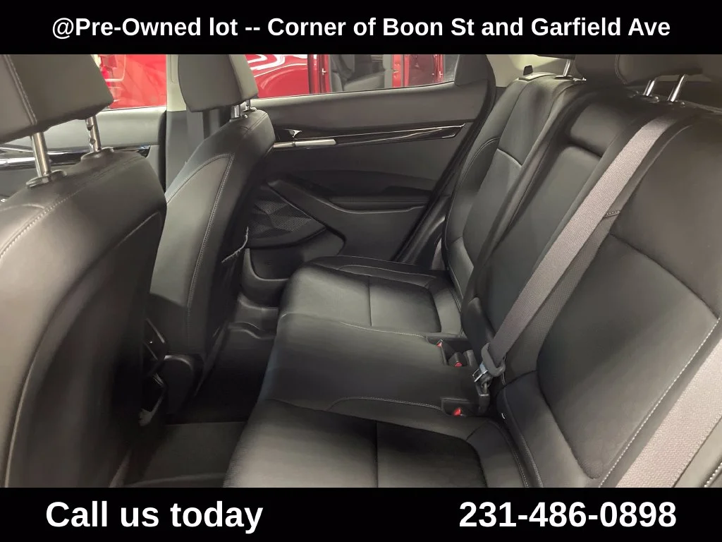 Used 2023 Black Kia SX image 27