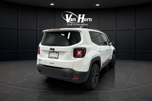 Used 2023 Alpine White Jeep Altitude image 7