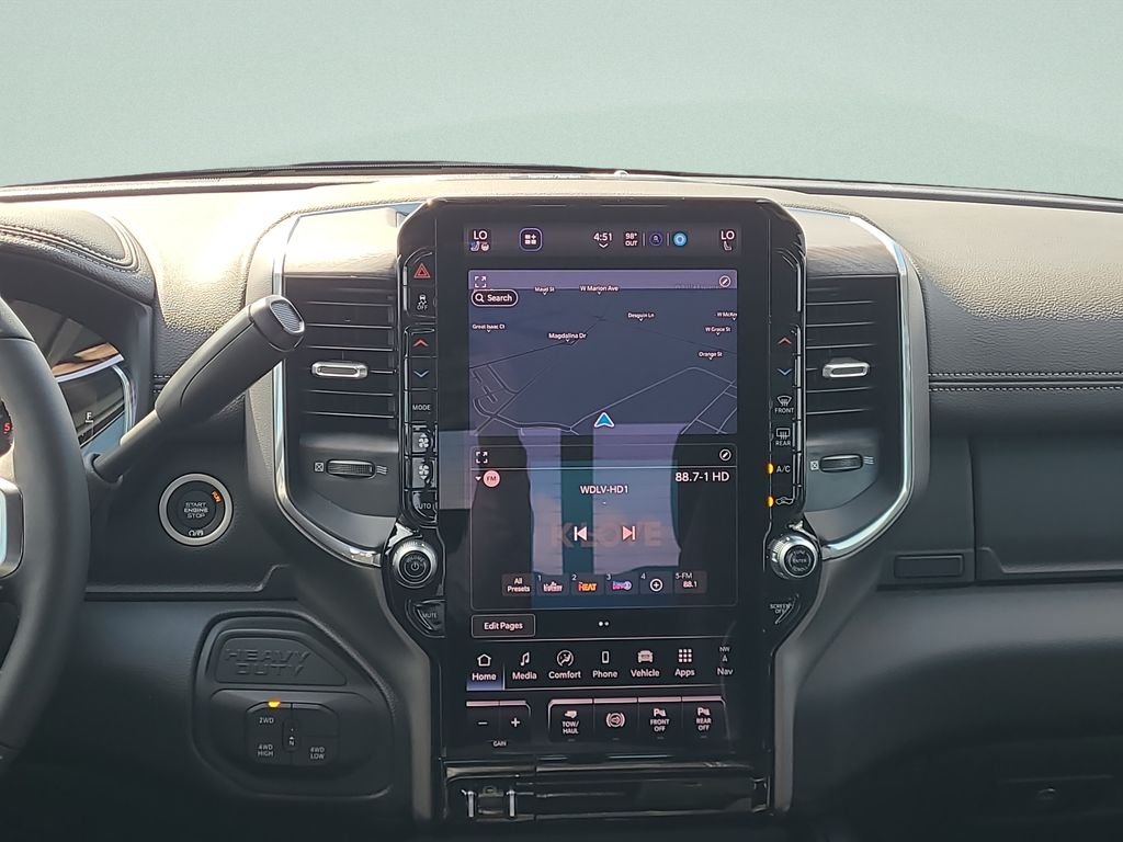 2026 RAM 2500 Laramie - Photo 17