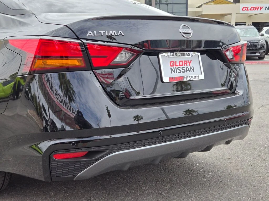New 2026 Super Black Nissan SV image 6