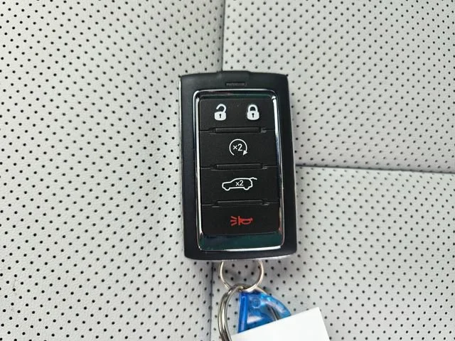 Used 2026 Silver Jeep Limited image 29