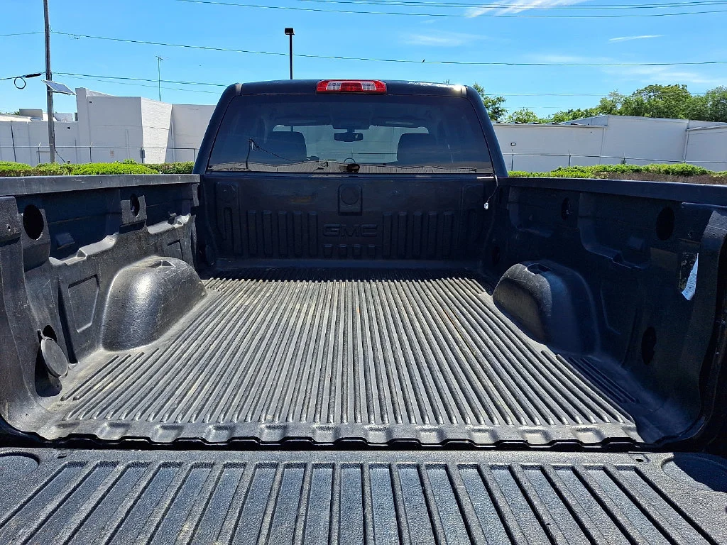 Used 2019 ONYX BLACK GMC DBL CAB 4WD image 31