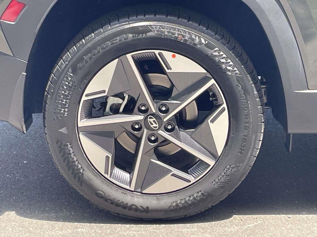 New 2026 Green Hyundai SEL AWD image 7