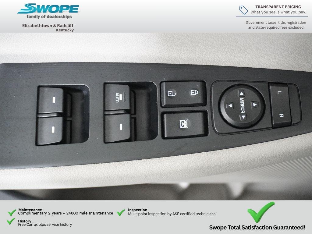 Used 2016 Ash Black Hyundai SE image 14