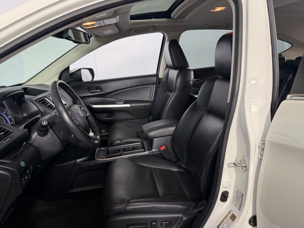 Used 2016 White Honda Touring image 16