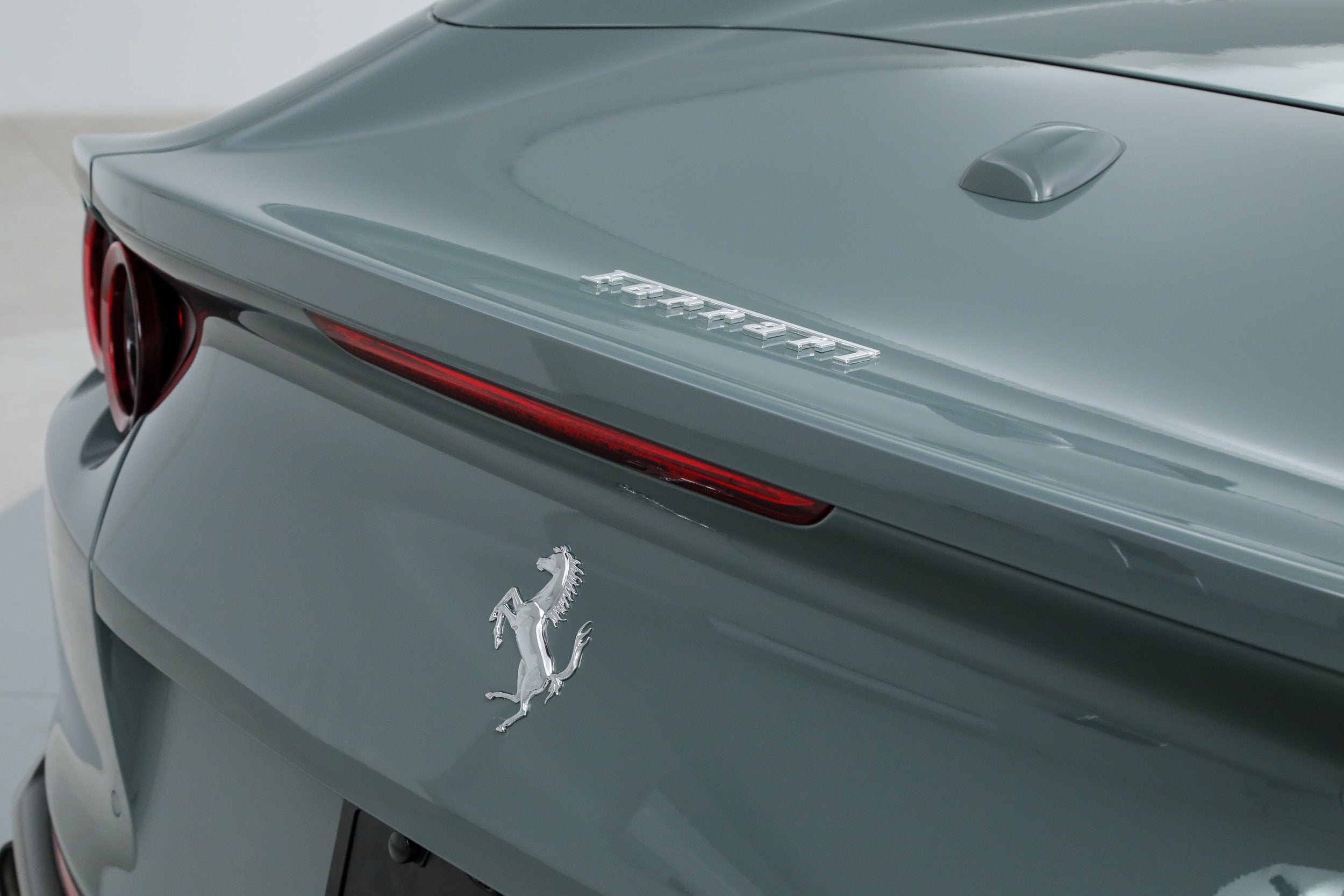 Certified Used 2022 Grigio Medio Ferrari  image 23
