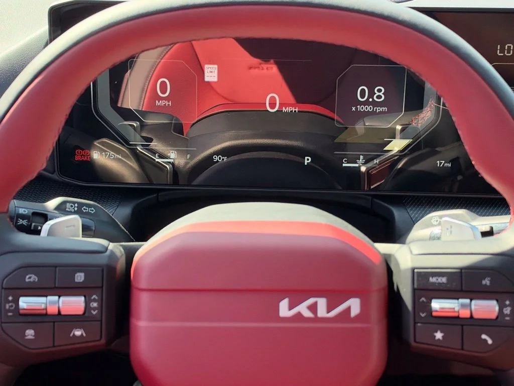 New 2027 White Kia GT-Line image 12