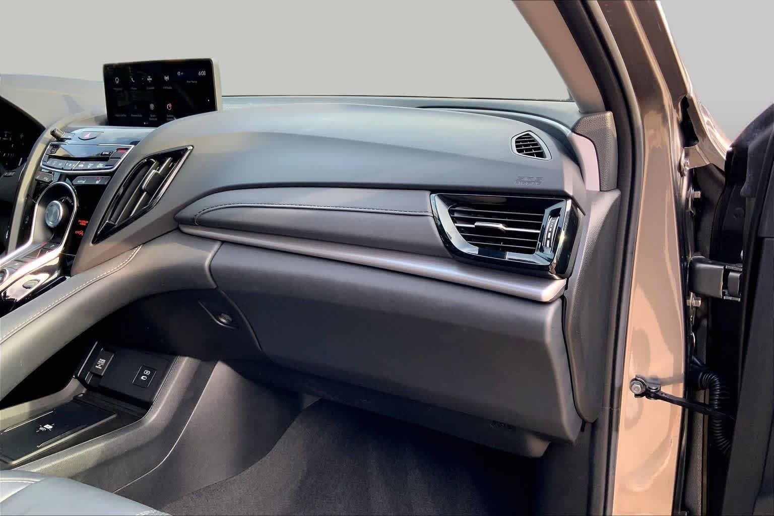 Used 2023 Liquid Carbon Metallic Acura w/Technology Package image 18