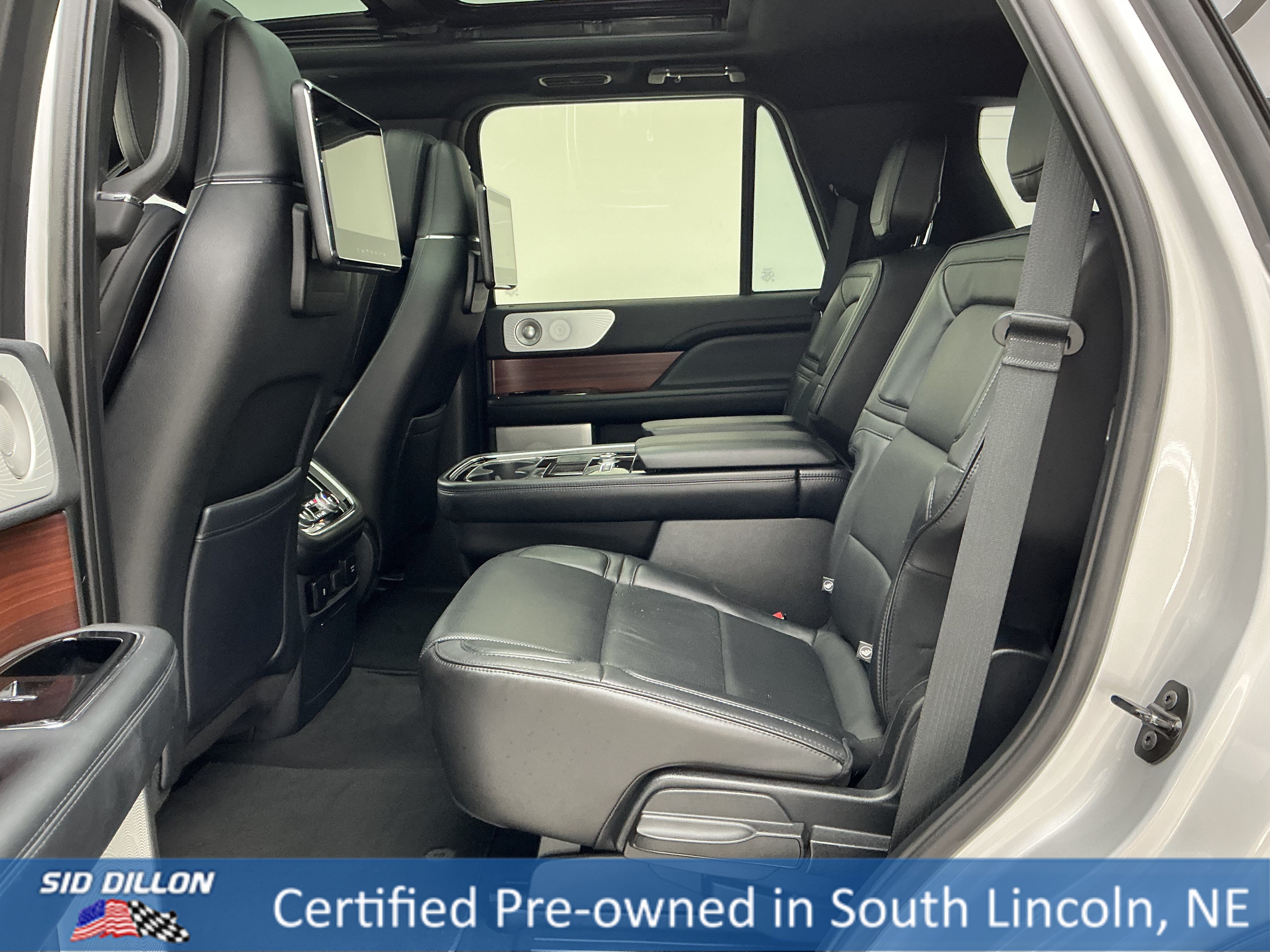 Certified Used 2018 Gray Lincoln Reserve image 19