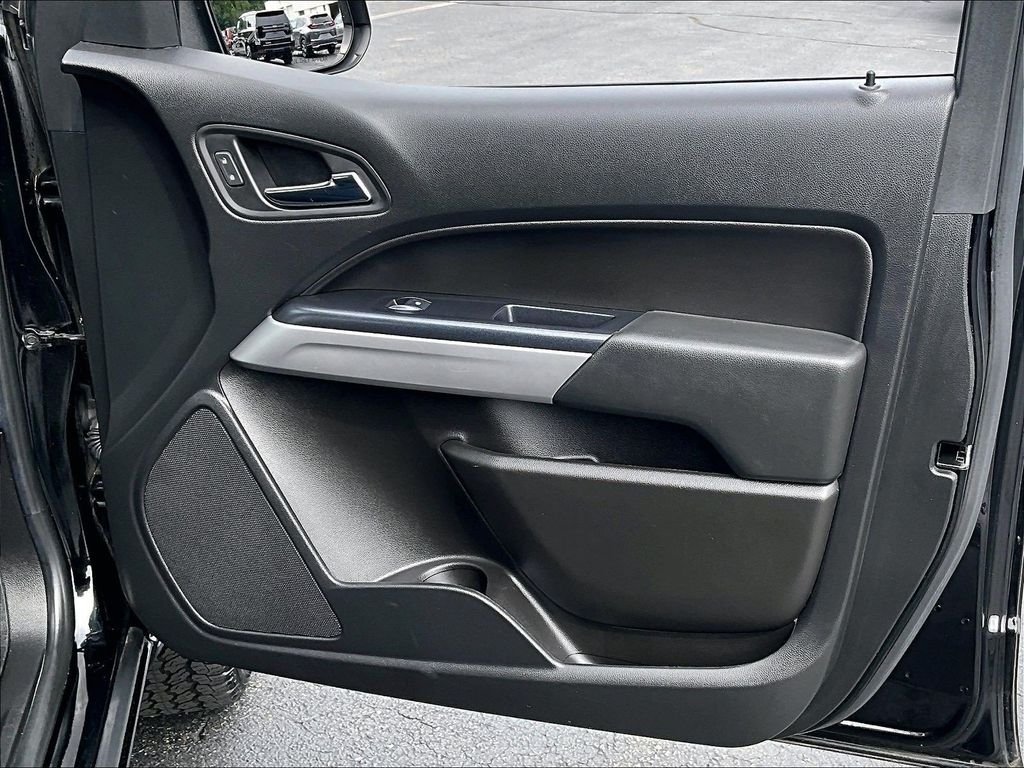 Used 2020 Black Chevrolet LT image 12