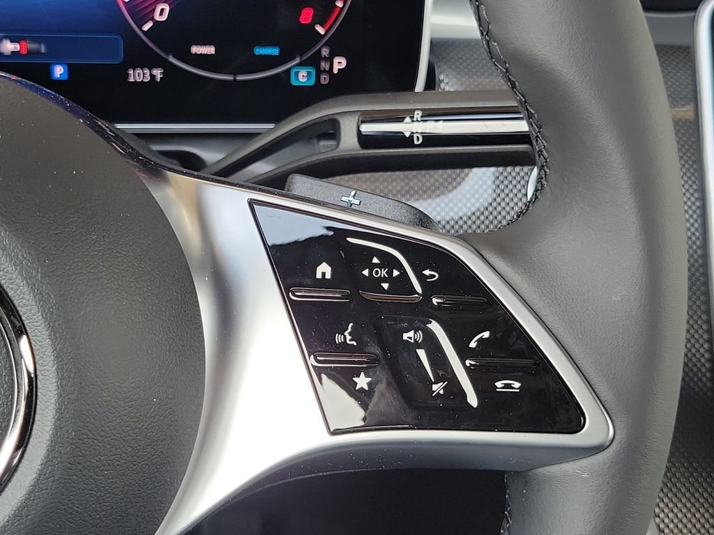 New 2026 Graphite Grey Metallic Mercedes-Benz C 300 image 25