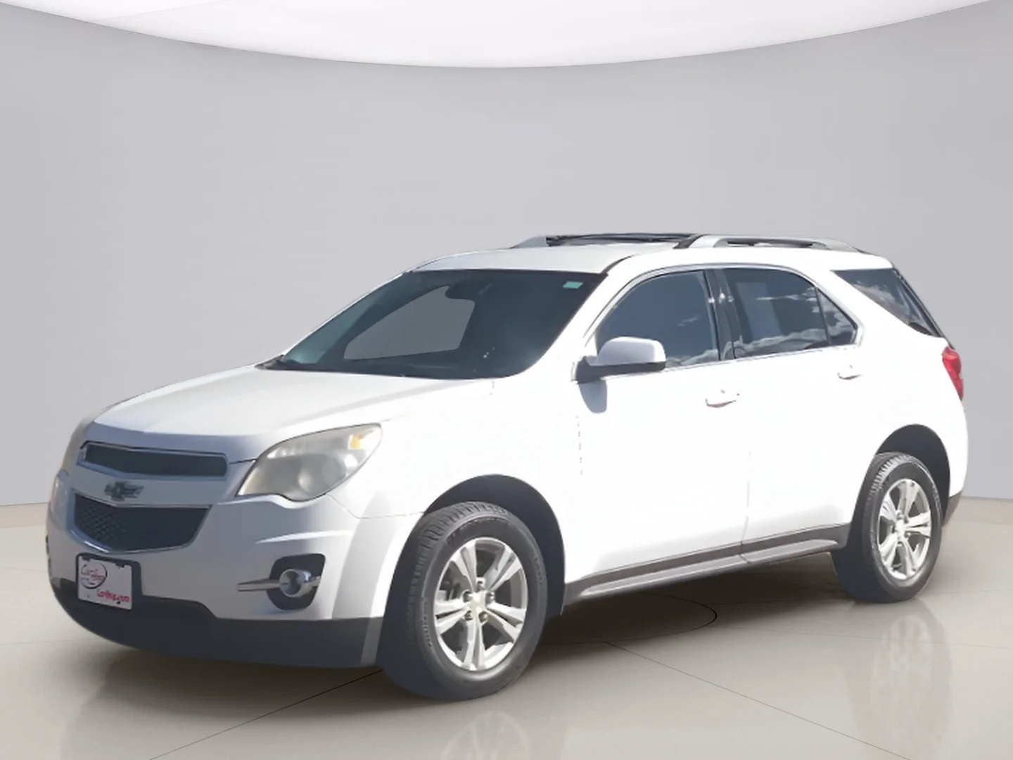 Used 2015 Silver Chevrolet LTZ AWD image 1