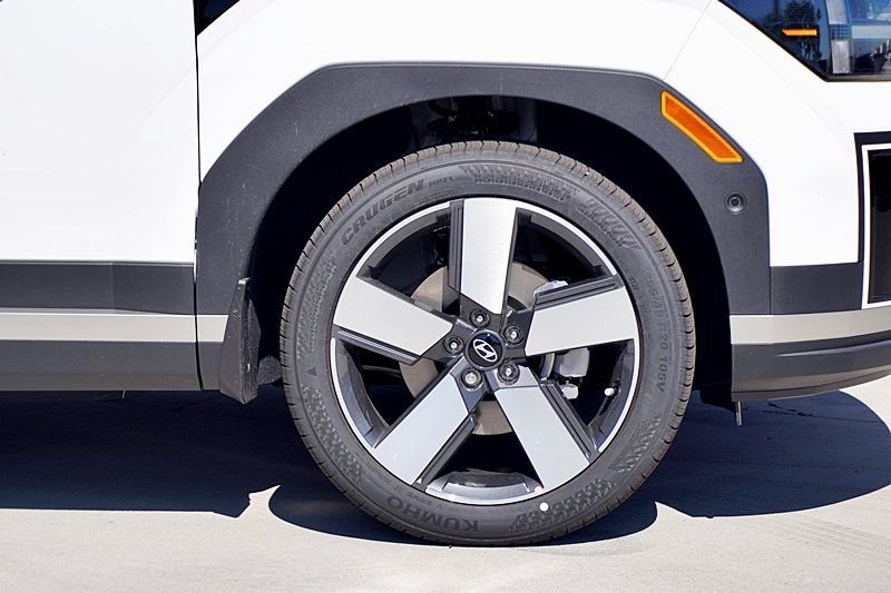 New 2025 White Hyundai Limited image 7