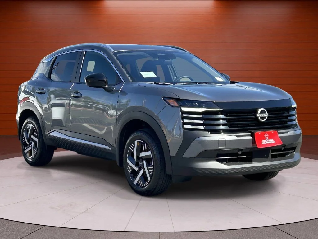 New 2027 Gun Metallic Nissan SV image 5