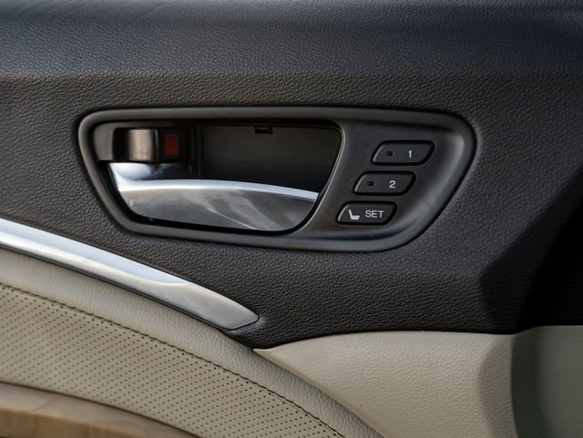 Used 2020 Platinum White Pearl Acura Technology image 30
