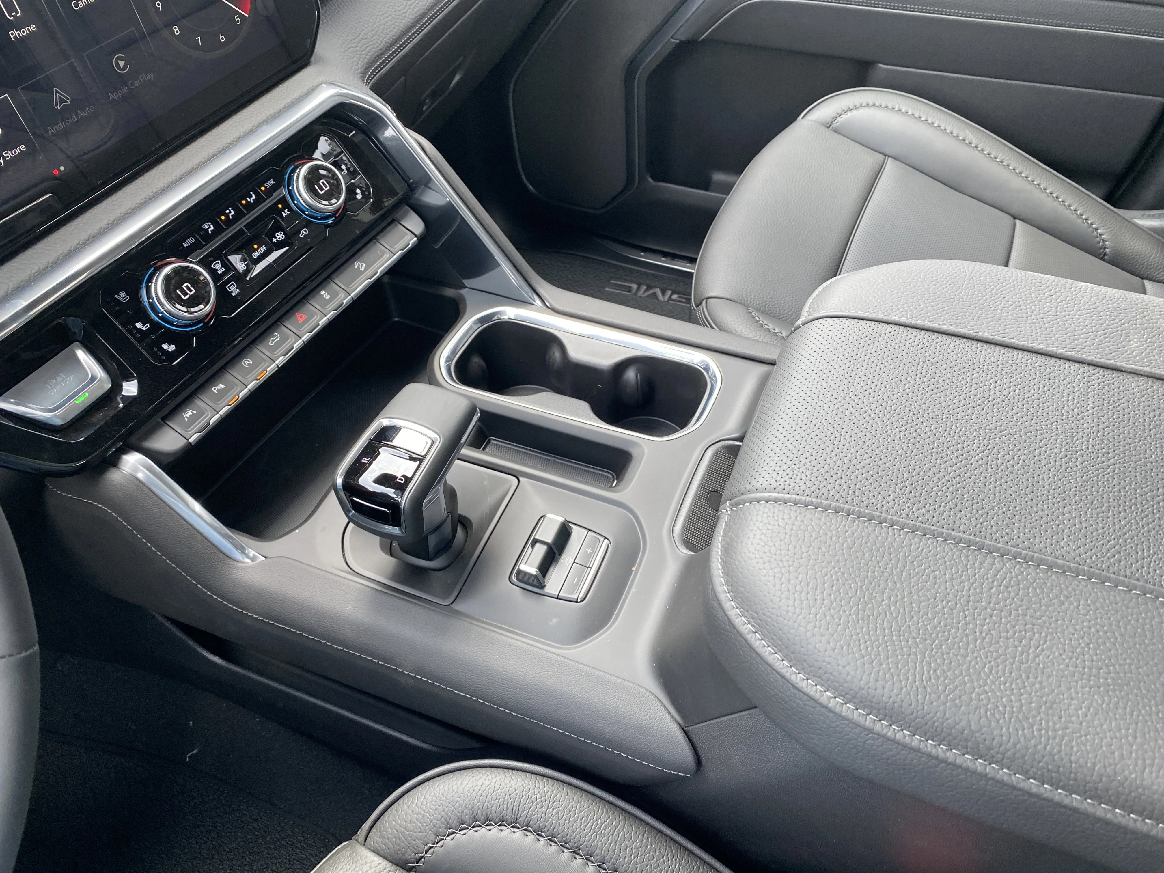 New 2026 GLACIER WHITE TRICOAT GMC Denali image 24