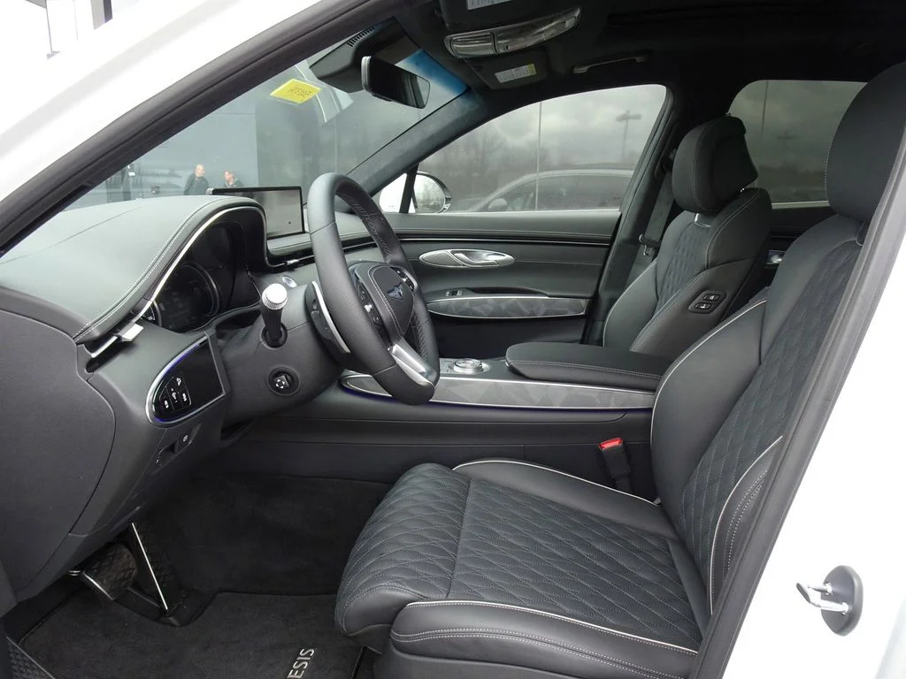 2025 GENESIS GV70 Sport - Photo 9