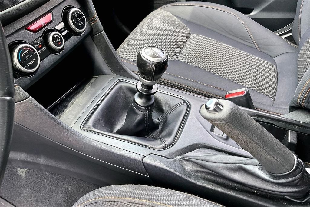Used 2021 Gray Subaru Premium image 9